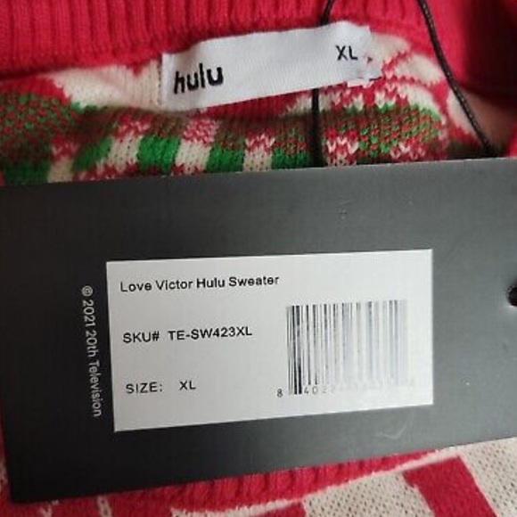 LOVE VICTOR HULU SWEATER - Picture 4 of 5